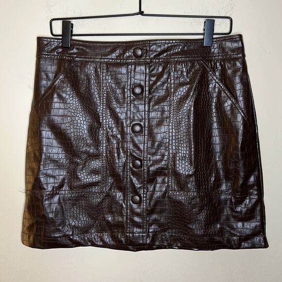 House of Harlow 1960 Snake Print Faux Leather A-Line Mini Skirt Size 8 - Picture 2 of 9